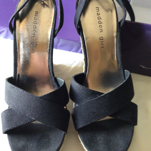 Madden Girl /Vicki black wedges 7 ankle strap - Picture 6 of 7